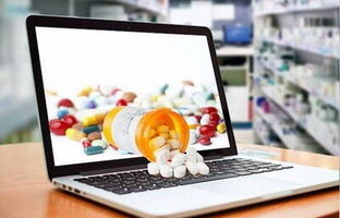 فروش اینترنتی دارو غیرقانونی است / با متخلفان برخورد قاطع می‌شود