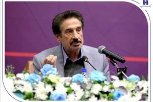 نخستین همایش هم‌اندیشی بانک صادرات ایران با فعالان صنعت پتروشیمی برگزار شد/ دبیر انجمن صنفی کارفرمایی صنعت پتروشیمی: سهم صنعت پتروشیمی در اقتصاد کشور به ۶ درصد می‌رسد