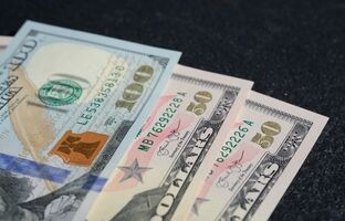 حدود 25 میلیارد دلار برای واردات تامین ارز شد/ سهم 17.7 میلیارد دلاری بخش تجاری از ارز واردات