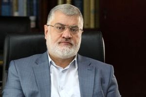 تمدید دورکاری کارکنان دستگاه‌های اجرایی استان تهران با ۳۰ درصد ظرفیت تا ۴ تیرماه/ فعالیت بانک‌ها با حداقل ٥٠ درصد شعب کشیک چرخشی‌