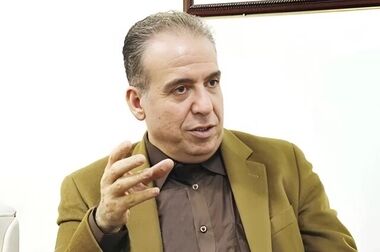 چرا قیمت دلار در بازار آزاد به ۷۰ هزار تومان رسید