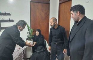 رییس بیمه دی در آمل از برخی ایثارگران تجلیل کرد