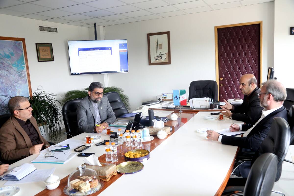 همکاری ایدرو و ساتبا برای توسعه 3 هزار مگاوات نیروگاه خورشیدی در بخش صنعت