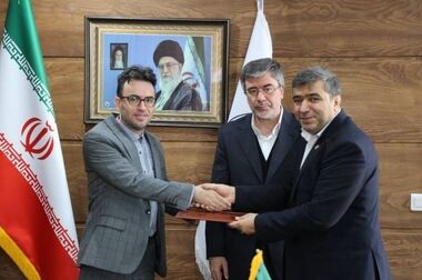 تجلیل بیمه البرز از ایثارگران هلال احمر در روزهای بحرانی استان آذربایجان شرقی