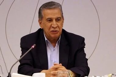 کارت بازرگانی متهم نیست/ سیاست‌های ارزی تجارت را زمین‌گیر کرده است