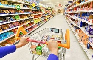 منتظر حمایت‌های ویژه معیشتی باشید