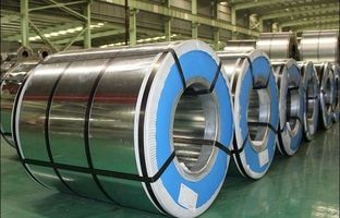 اصرار خودروسازان به واردات ورقِ دارای تولید داخل با ارز نیمایی/ ضربه بزرگ واردات ورق فولادی به کارخانجات داخلی