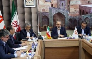 حرکت به سوی مشتری‌مداری هوشمند و توسعه خدمات غیرحضوری در دستور کار است