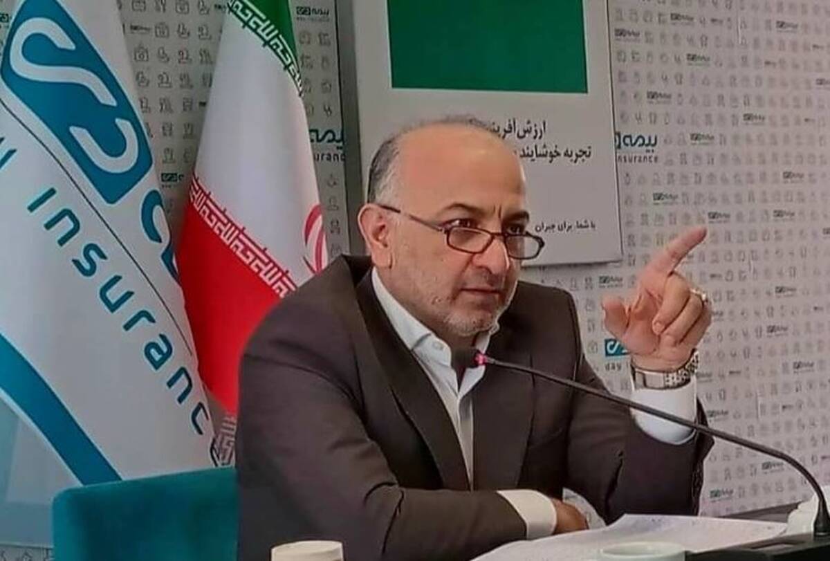 کسب موفقیتهای متعدد مرهون تلاش کارکنان / مشتری مداری سیاست اصلی بیمه دی