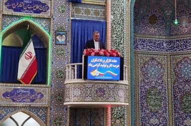  زندگی در واحدهای کوچک متراژ بهتر از کارتن خوابی و چادر خوابی است