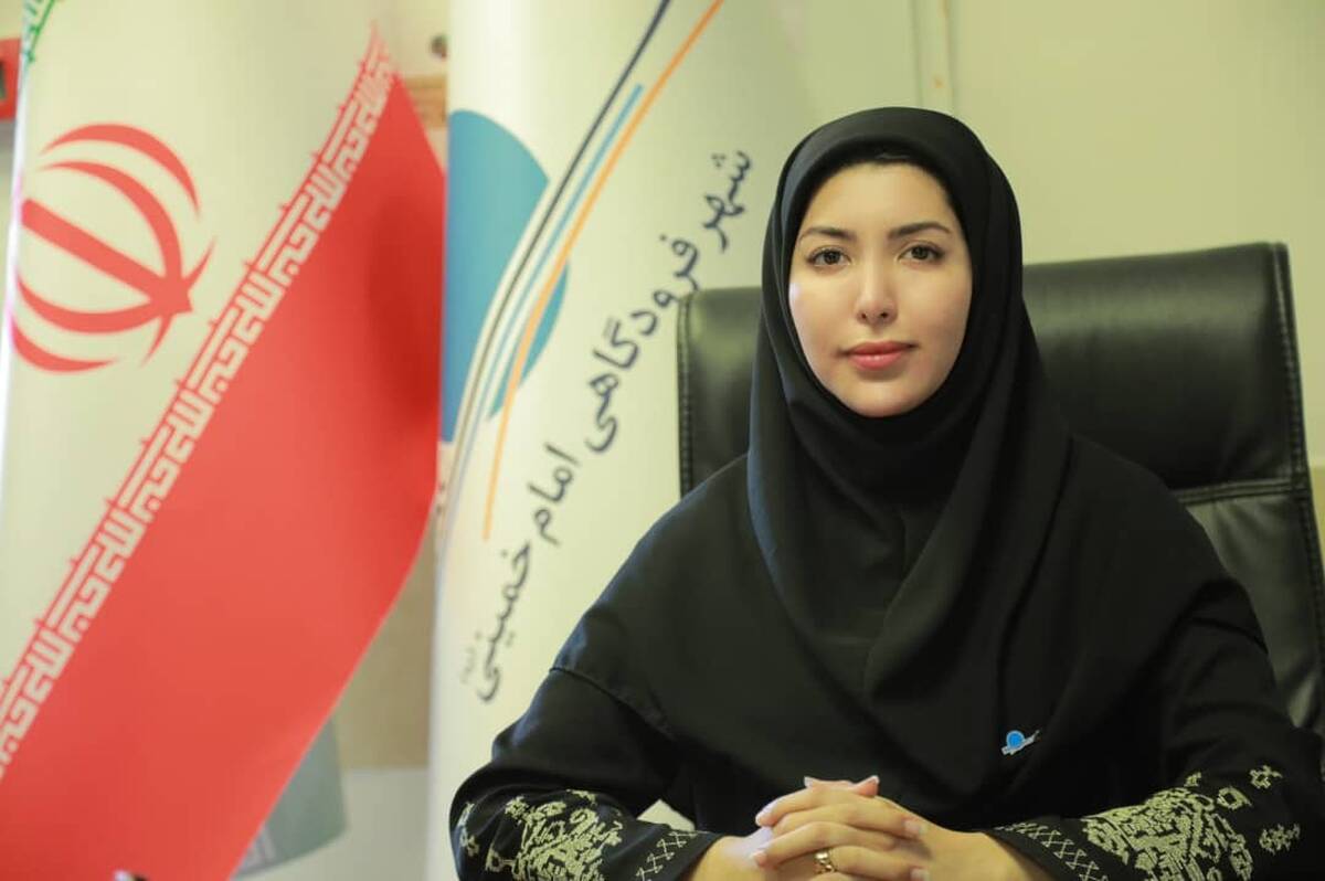فضاسازی فرهنگی عملیات اربعین در «عمود صفر» شهر فرودگاهی امام خمینی(ره) / استقبال زائران اربعین از المان فاخر «عصر عاشورا» و نمایشگاه‌های فرهنگی و مذهبی در ترمینال سلام