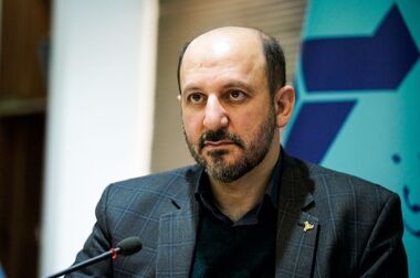 عرضه خودرو در بورس کالا راه‌حلی جامع‌ برای حل مشکل بازار خودرو نیست
