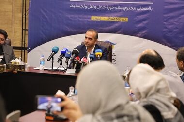 شتاب‌بخشی به توسعه زیرساخت‌های گمرکی و رفع موانع واحدهای صنعتی