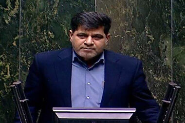  افتتاح اولین نیروگاه خورشیدی در استان چهارمحال و بختیاری توسط بانک مسکن/ قدردانی مدیر عامل شرکت توزیع نیروی برق استان چهارمحال و بختیاری از بانک مسکن