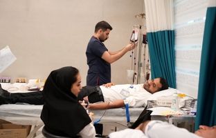 «نذر سرخ»؛ جاماندگان اربعین در پتروشیمی پردیس خون خود را به بیماران هدیه کردند