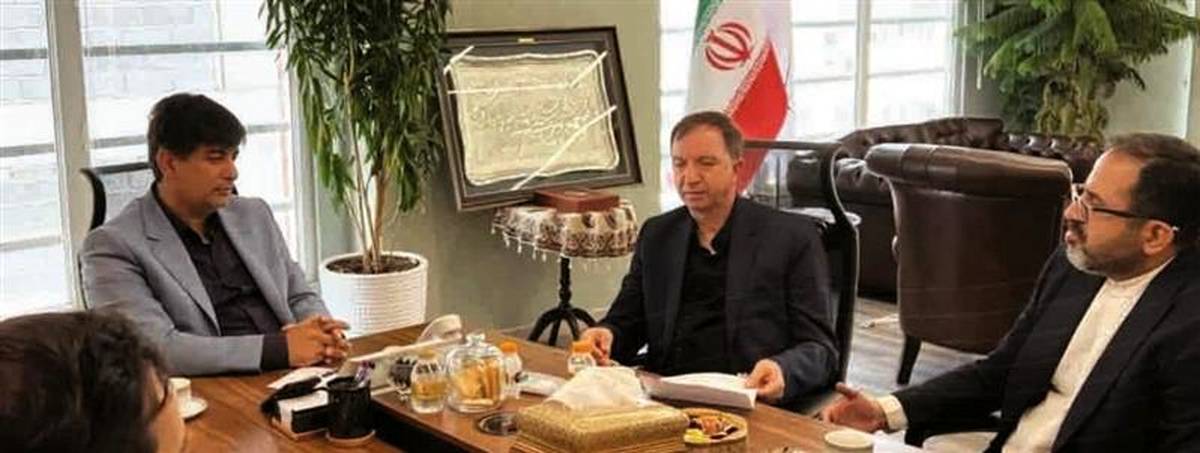 آمادگی گروه فولاد مبارکه برای تقویت همکاری‌های مشترک با بانک دی