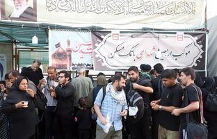  خدمات‌رسانی بانک مسکن به زائران اربعین حسینی با راه‌اندازی موکب‌ در مرزهای چذابه و شلمچه/ جلوه‌ای از تعهد اجتماعی بانک مسکن همزمان با پیاده‌روی بزرگ اربعین حسینی