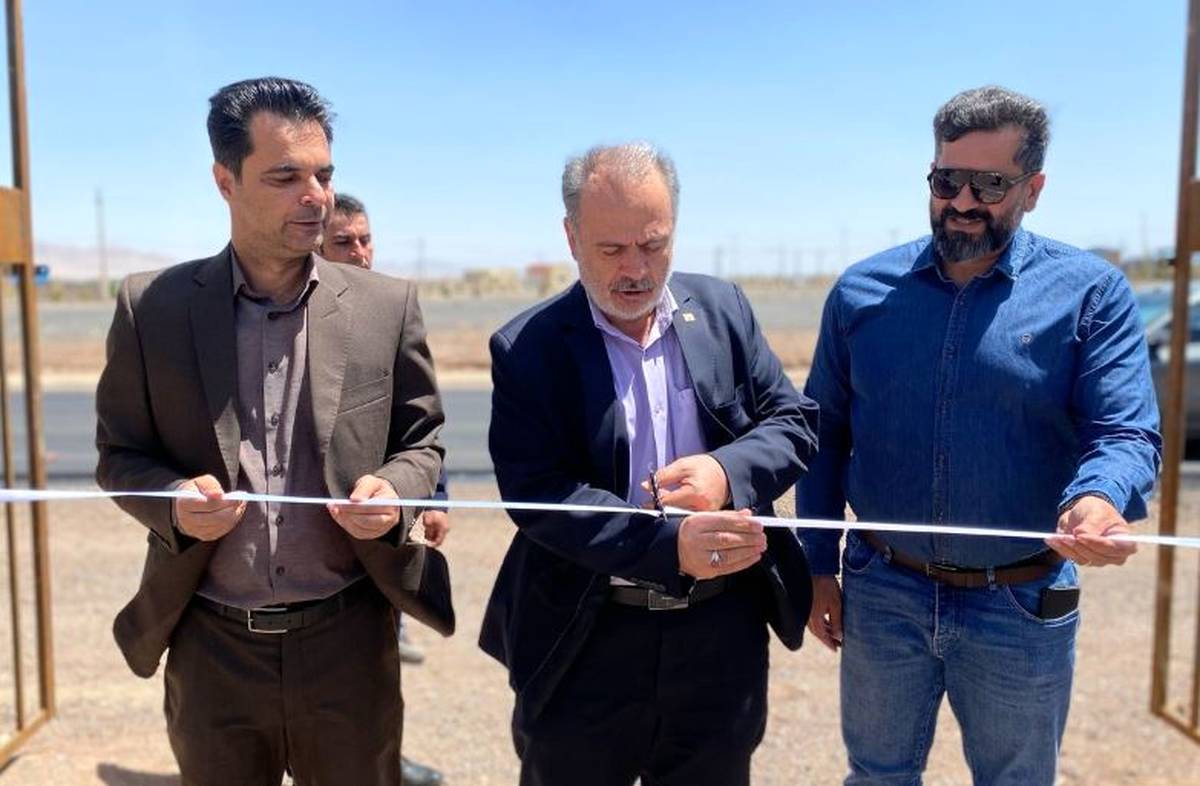 افتتاح نیروگاه خورشیدی ۲۵۰ کیلو وات کیان پارسای بردسیر/ بازدید از تصفیه خانه شهرک صنعتی شماره ۲ کرمان