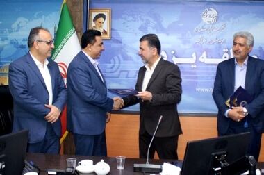همزمان با دهه فجر پروژه ملی برگردان کابل‌های مسی به فیبر نوری در ایلام آغاز شد 