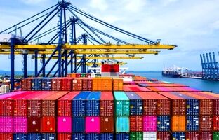تداوم صادرات و تامین کالا در اوج بحران؛ روایتی از مدیریت کشور در جنگ ۱۲ روزه
