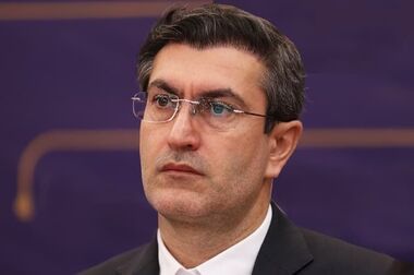 بانک سینا 201 همت به چرخه اقتصادی کشور تزریق کرد