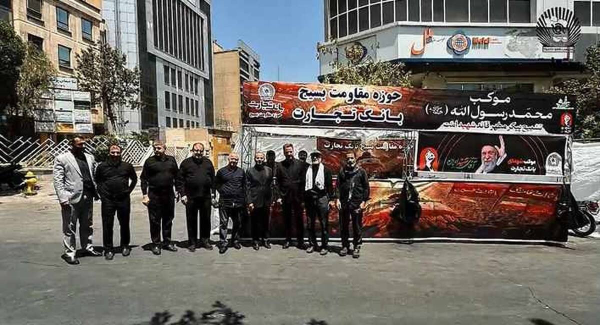 بازدید دکتر اخلاقی از موکب‌های خدمت‌رسانی به مردم شریف ایران در بدرقه رهبر شهید
