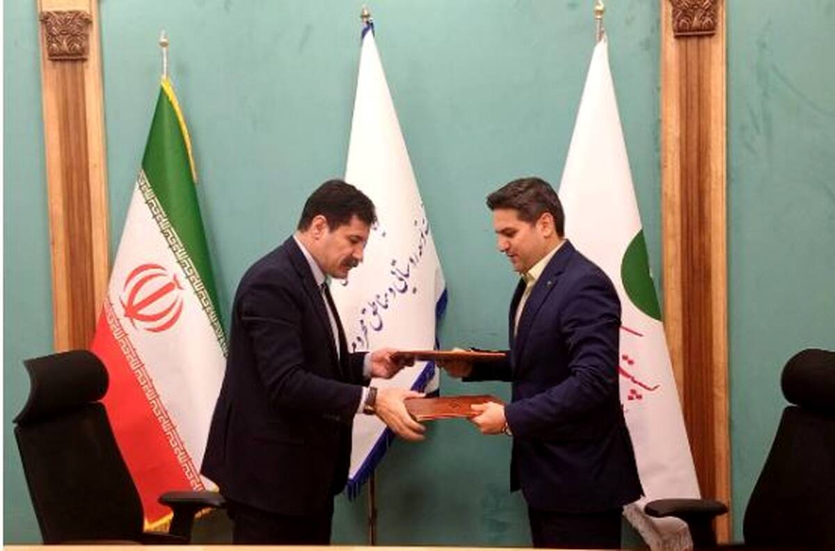 امضای دو تفاهم‌نامه همکاری پست‌بانک ایران با محور توسعه روستایی و احیای واحدهای تولیدی راکد/ همگامی پست‌بانک ایران با ریاست جمهوری برای توانمندسازی اقتصاد روستا و بازگرداندن ظرفیت‌های مغفول تولیدی