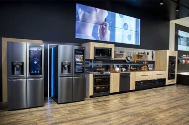 مهاجرانی: برخی واردکنندگان غیرقانونی لوازم خانگی امروز کارخانه تولیدی دارند/ ۱۰ همت از پاداش پایان‌خدمت فرهنگیان پرداخت شد