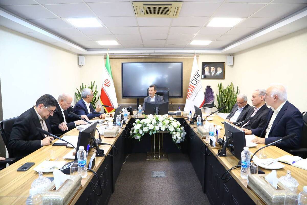 دغدغه‌های نوردکاران فولادی را در دولت و مجلس پیگیری می‌کنیم / دغدغه‌های نوردکاران فولادی را در دولت و مجلس پیگیری می‌کنیم