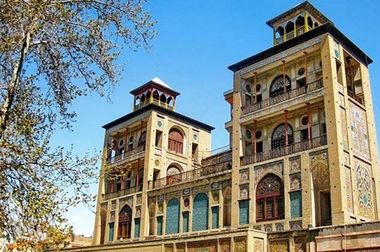  بازدید رئیس شورای اسلامی شهر تهران از خانه‌موزه شهید  چمران در منطقه ۱۲