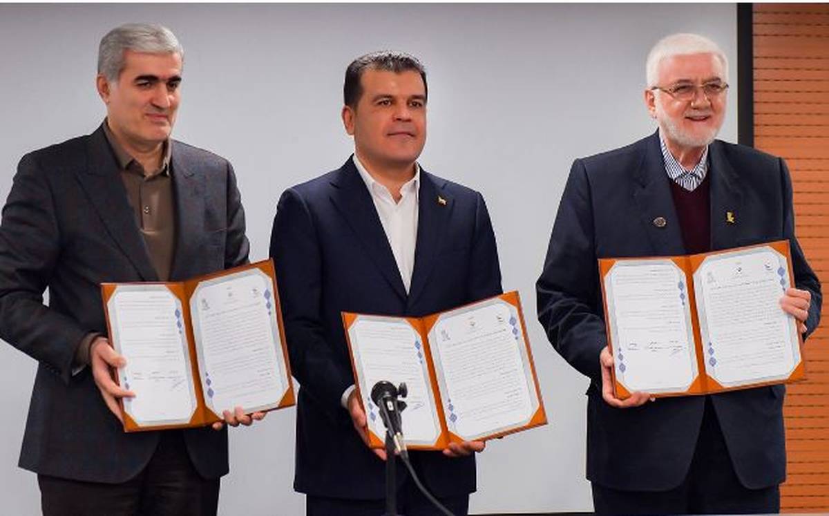 نقش‌آفرینی بانک پاسارگاد در توسعه زنجیره ارزش صنعت پرورش ماهی در قفس با امضای تفاهم‌نامه سه‌جانبه ملی