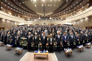  خانه دار شدن متقاضیان نهضت ملی از اهداف وزارت راه و شهرسازی و مامویت ویژه بانک مسکن/بازدید مدیرعامل بانک مسکن از پروژه‌های نهضت ملی مسکن در اردبیل