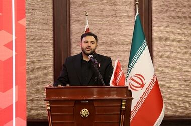 توزیع بیش از 800 هزار بطری آب میان زائران حسینی
