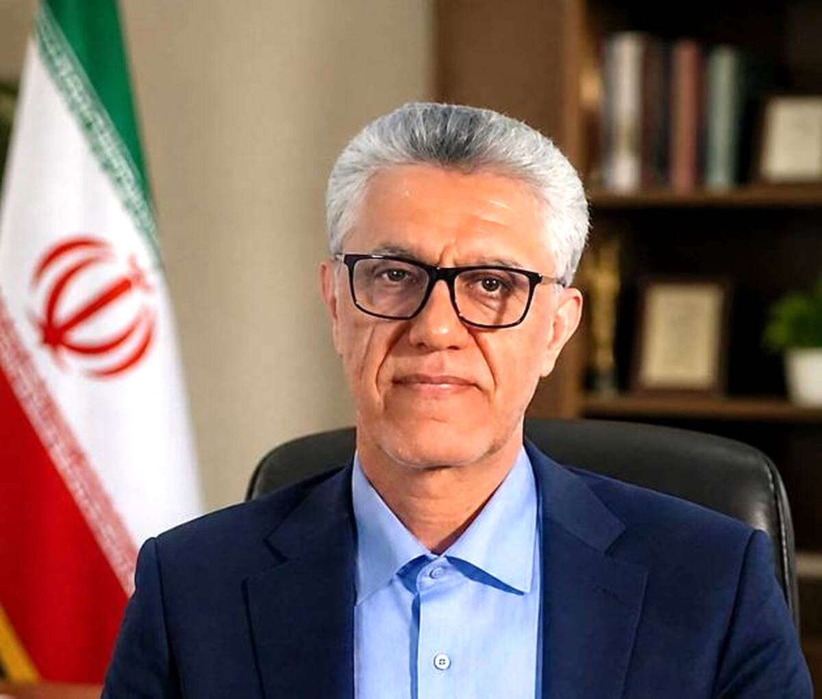پیام تبریک مهندس پورکیا مدیرعامل و نائب رئیس هیئت مدیره شرکت پتروشیمی شیراز به مناسبت روز جهانی کارگر