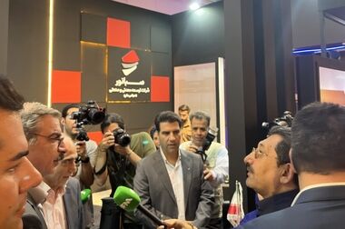 بازدید دکتر انارکی محمدی، نماینده رفسنجان و عضو کمیسیون اقتصادی مجلس شورای اسلامی از غرفه صبانور