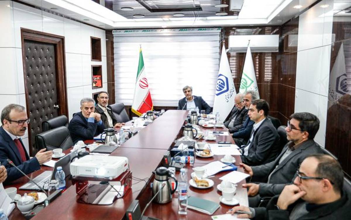 رویکرد و دستاورد پژوهش‌ها باید کاربردی باشد