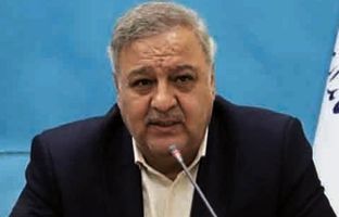 شرکت فولاد مبارکه برای تولید ۶۰۰ مگاوات انرژی خورشیدی به‌خوبی پای کار آمده