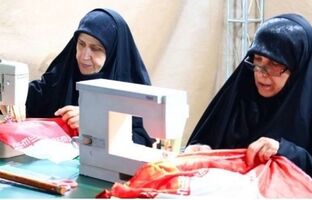 تار و پود مقاومت در دستان بانوان منطقه2 / میدان صنعت مظهر پیوند ناگسستنی هنر، معنویت و مقاومت