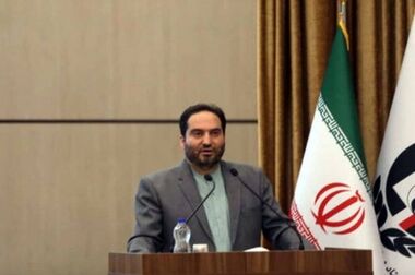 تجلیل از خانواده شهید پلیس مبارزه با موادمخدر در نمایشگاه «یاریگران زندگی»