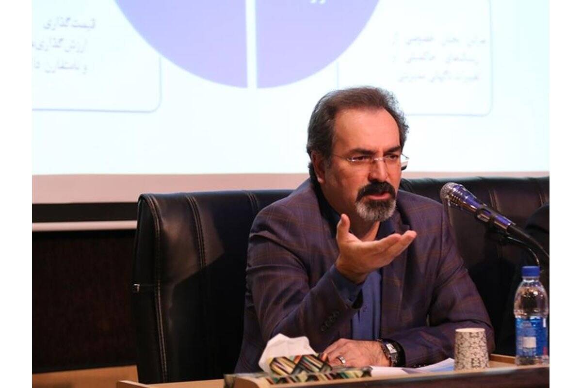 پناهی: خصوصی‌سازی صندوق‌های بازنشستگی نیازمند مدل جدید و متناسب با بنگاه‌های بزرگ‌مقیاس است
