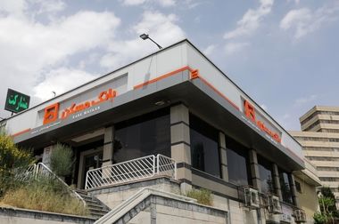 واگذاری بیش از ۱۶۰۰ واحد مسکن مهر به متقاضیان / مشتری مداری سرلوحه فعالیت ها