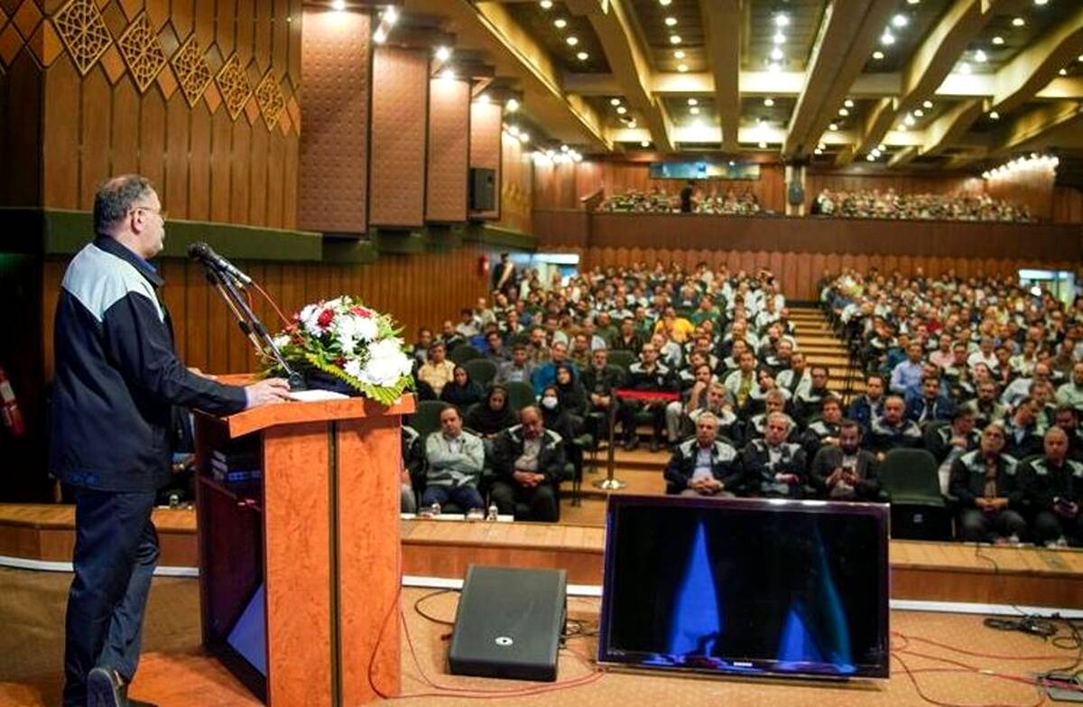 چشم انداز ذوب آهن اصفهان با همدلی تلاشگران این مجتمع ، روشن است