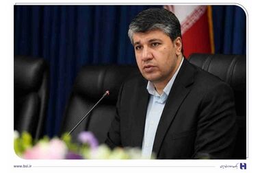 دیدار افشین خانی با خانواده اولین شهید بانک صادرات ایران/ تاکید بر الگوبرداری از سیره شهدا در خدمت‌رسانی به مردم