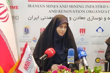 تاکید نماینده رئیس‌جمهور بر رفع موانع توسعه نیروگاه‌های خورشیدی در صنایع معدنی /حمایت دولت از شتاب‌دهی به احداث نیروگاه‌های تجدیدپذیر