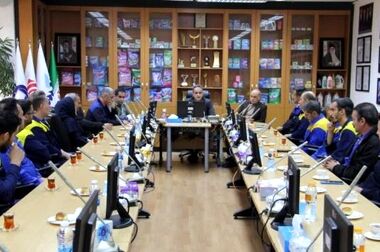 بازدید مدیرعامل پاکسان از خطوط تولید و تبریک شصت و دومین سالروز تاسیس شرکت به کارکنان