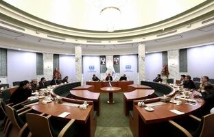 سندیکای بیمه‌گران ایران با مشارکت تمامی ذینفعان، طرح عملیاتی خود جهت مدیریت چالش‌های موجود میان شیوه‌های متعارف و نوظهور فروش محصولات بیمه‌ای را به بیمه مرکزی ارائه کند