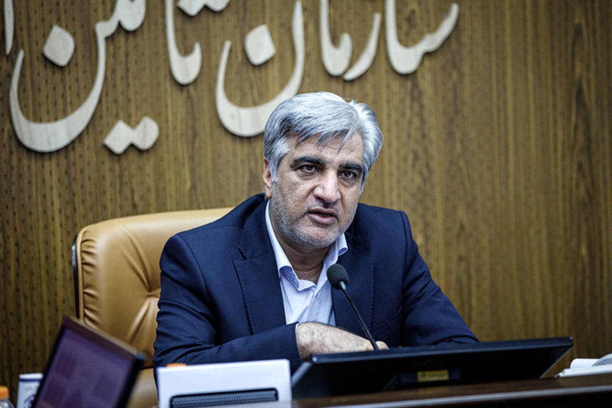 خدمات غیرحضوری به معنای تغییر محل مراجعه مردم از شعبه به کارگزاری نیست