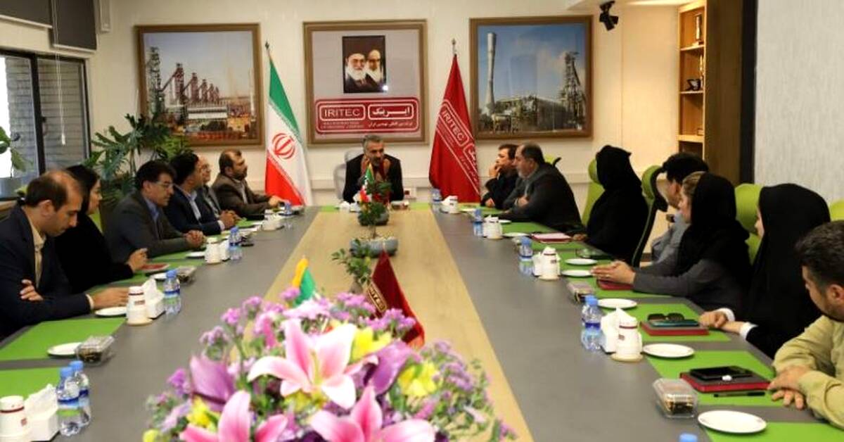 برگزاری مراسم گرامیداشت روز ایمنی، بهداشت و محیط زیست در شرکت ایریتک