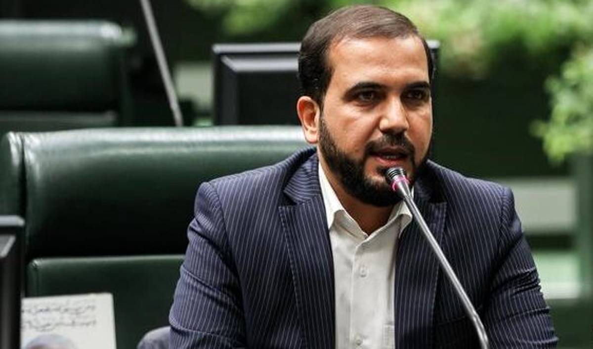 حالا که تصمیم حاکمیت رفع فیلترینگ است؛ فیلترشکن فروش‌ها به مردم معرفی شوند/ هرجا از مؤلفه‌های روز عقب می‌افتیم، جرم‌انگاری می‌کنیم