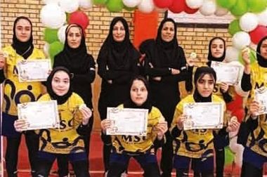 نایب‌قهرمانی آکادمی فولاد مبارکه در رقابت‌های شنای پسران کشور